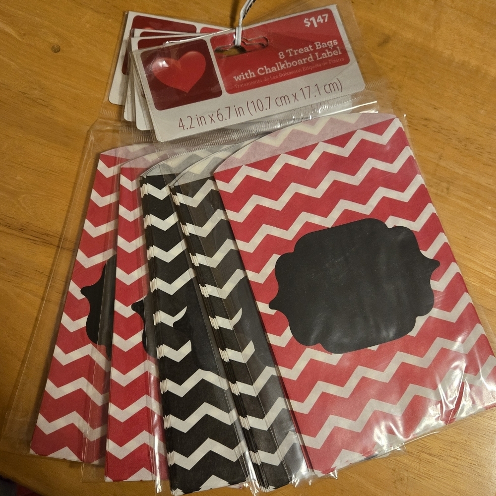 Treat Bags With Chalkboard Label 5 Packages of 8